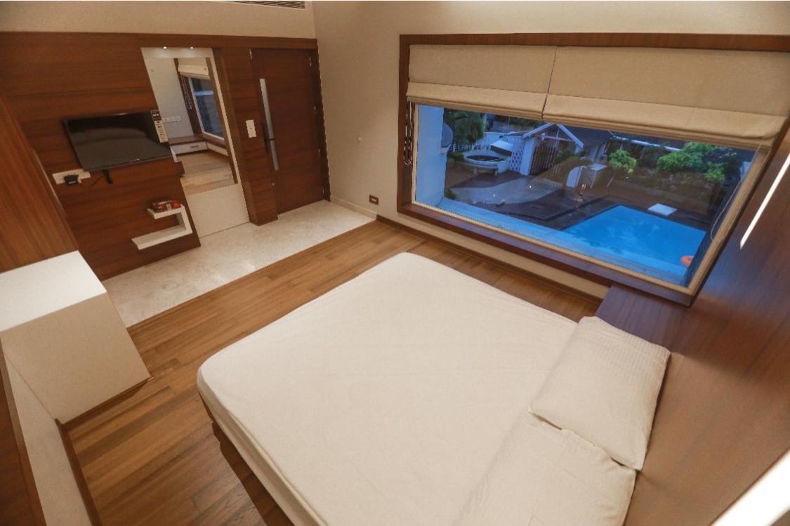 Square Villa Residency Luxury 1 Bed Room Villa With Private Pool Mukkam Eksteriør billede