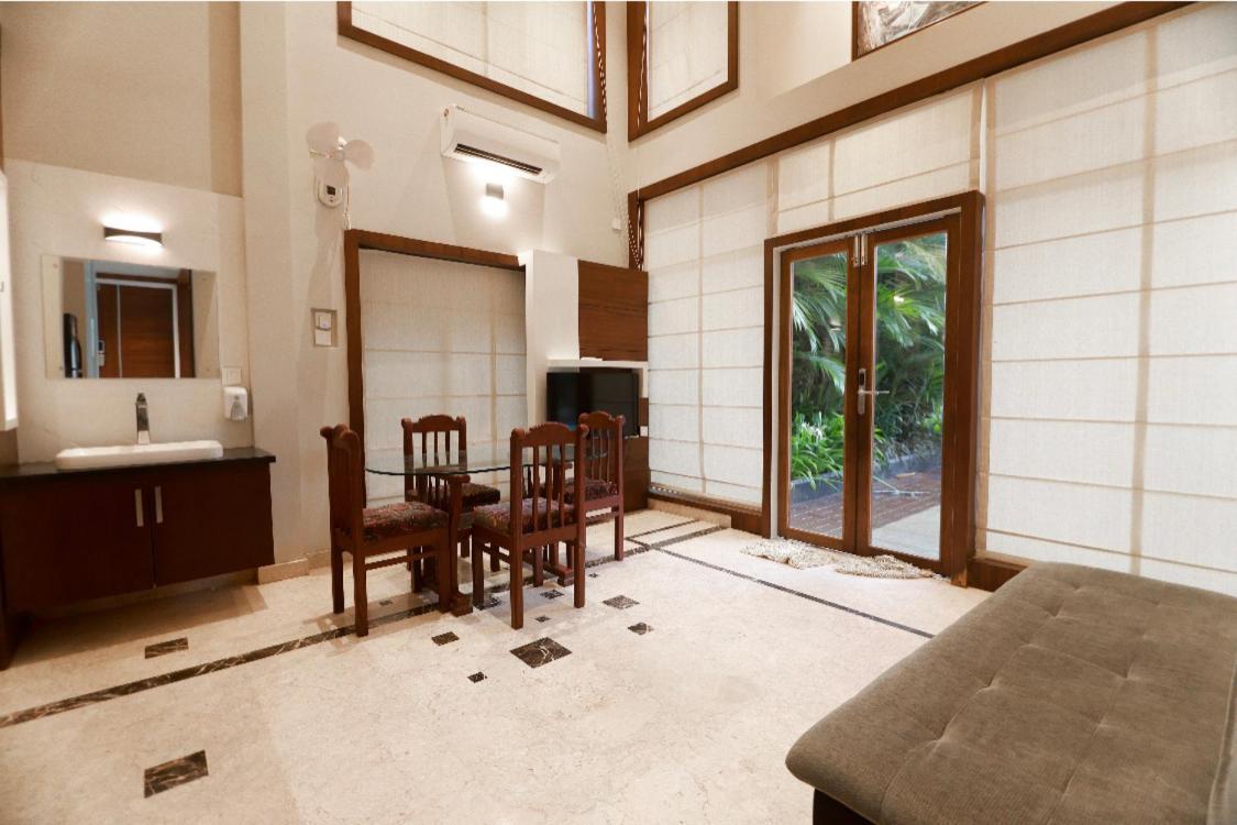 Square Villa Residency Luxury 1 Bed Room Villa With Private Pool Mukkam Eksteriør billede