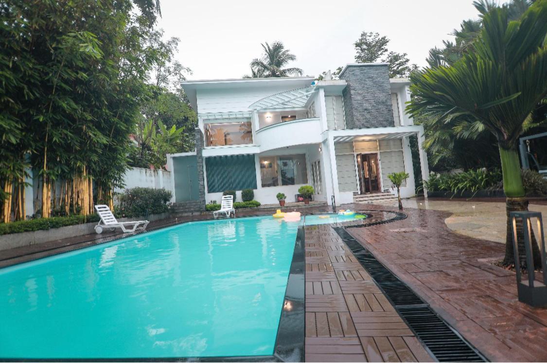 Square Villa Residency Luxury 1 Bed Room Villa With Private Pool Mukkam Eksteriør billede