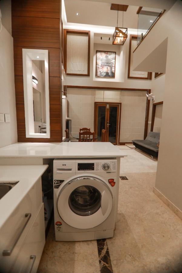 Square Villa Residency Luxury 1 Bed Room Villa With Private Pool Mukkam Eksteriør billede